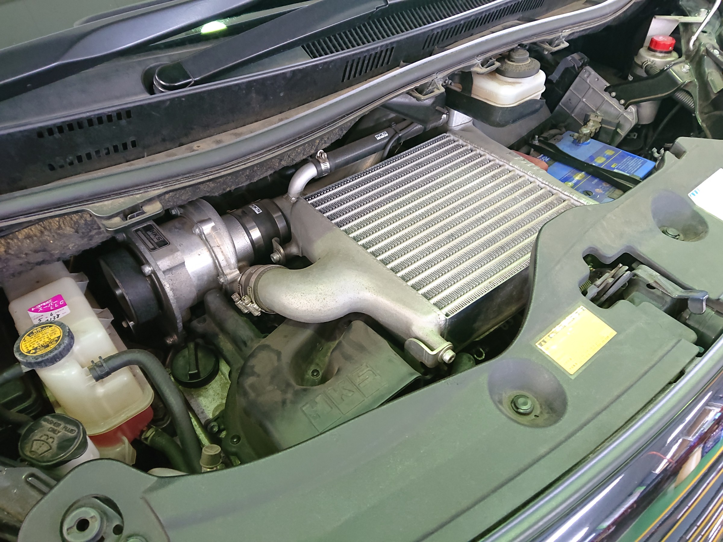 トヨタ ヴェルファイア Gghw エンジンオイル交換作業 トヨタ ヴェルファイア メンテナンス商品 オイル関連 エンジンオイル交換 サービス事例 タイヤ館 川口 タイヤからはじまる トータルカーメンテナンス タイヤ館グループ