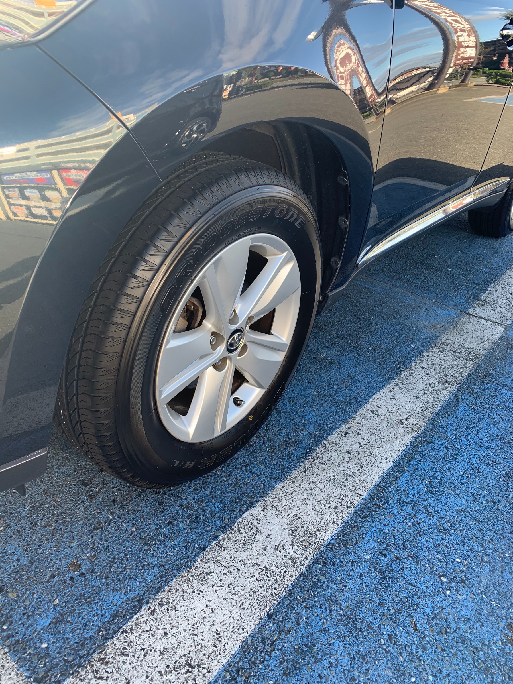 トヨタ 60ハリアー タイヤ交換 ドラレコ Etct取り付け トヨタ ハリアー タイヤ カー用品取付 ドライブレコーダー取付 取り付け事例 タイヤ館 南久留米 タイヤからはじまる トータルカーメンテナンス タイヤ館グループ