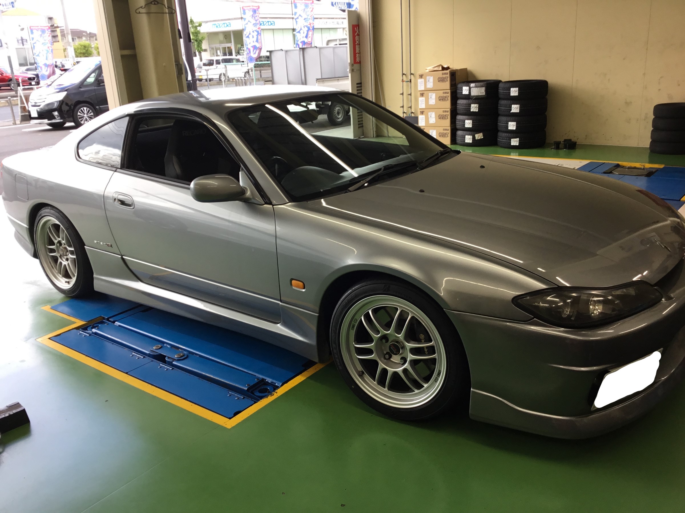 シルビア S15】 タイヤ交換♪ | 日産 シルビア タイヤ タイヤ