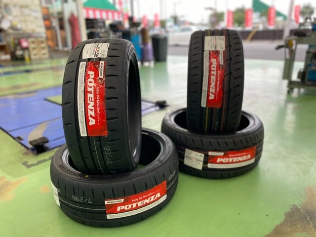 トヨタ JZX90 マークⅡ】タイヤ交換。アライメント調整を行いました