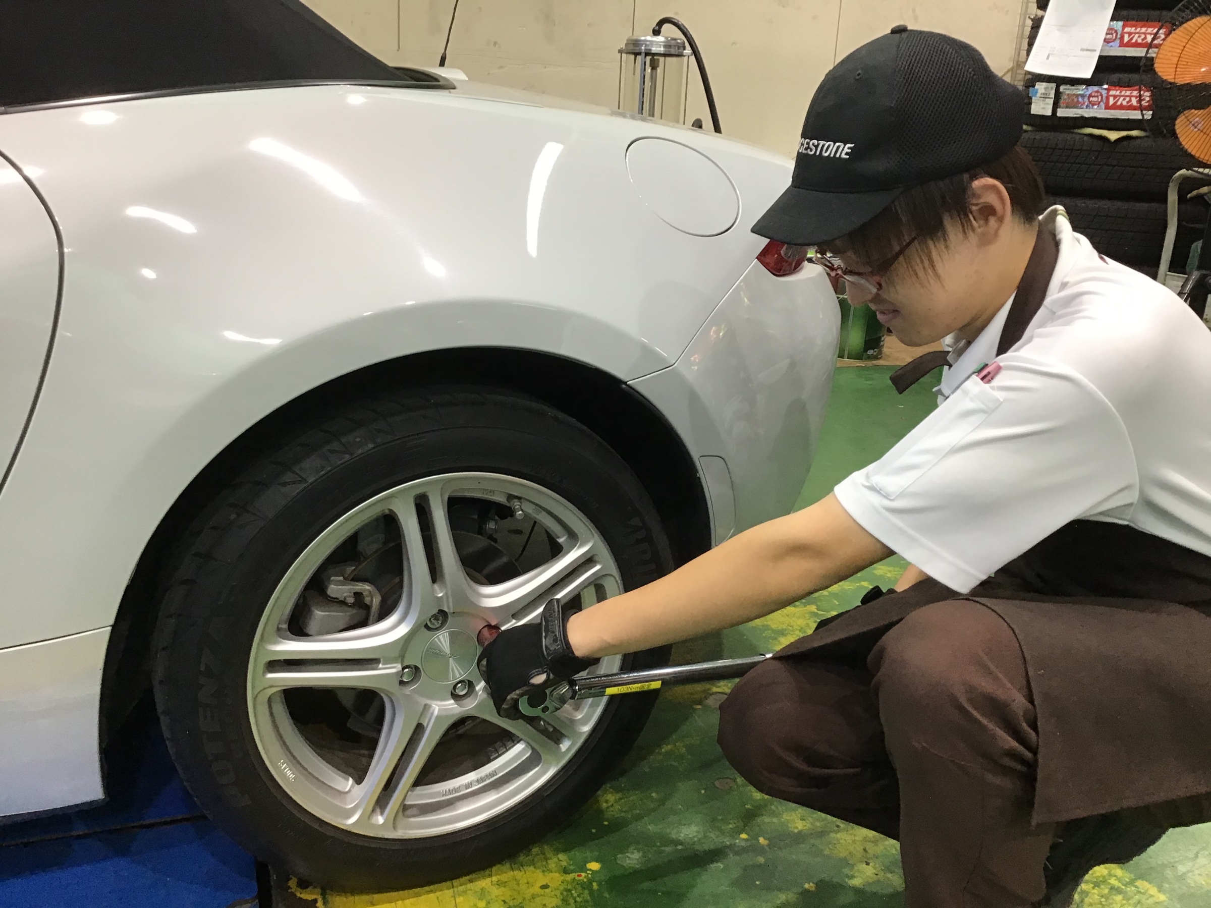 タイヤ交換をご自分でされた方へ スタッフ日記 タイヤ館 こしがや タイヤからはじまる トータルカーメンテナンス タイヤ館グループ