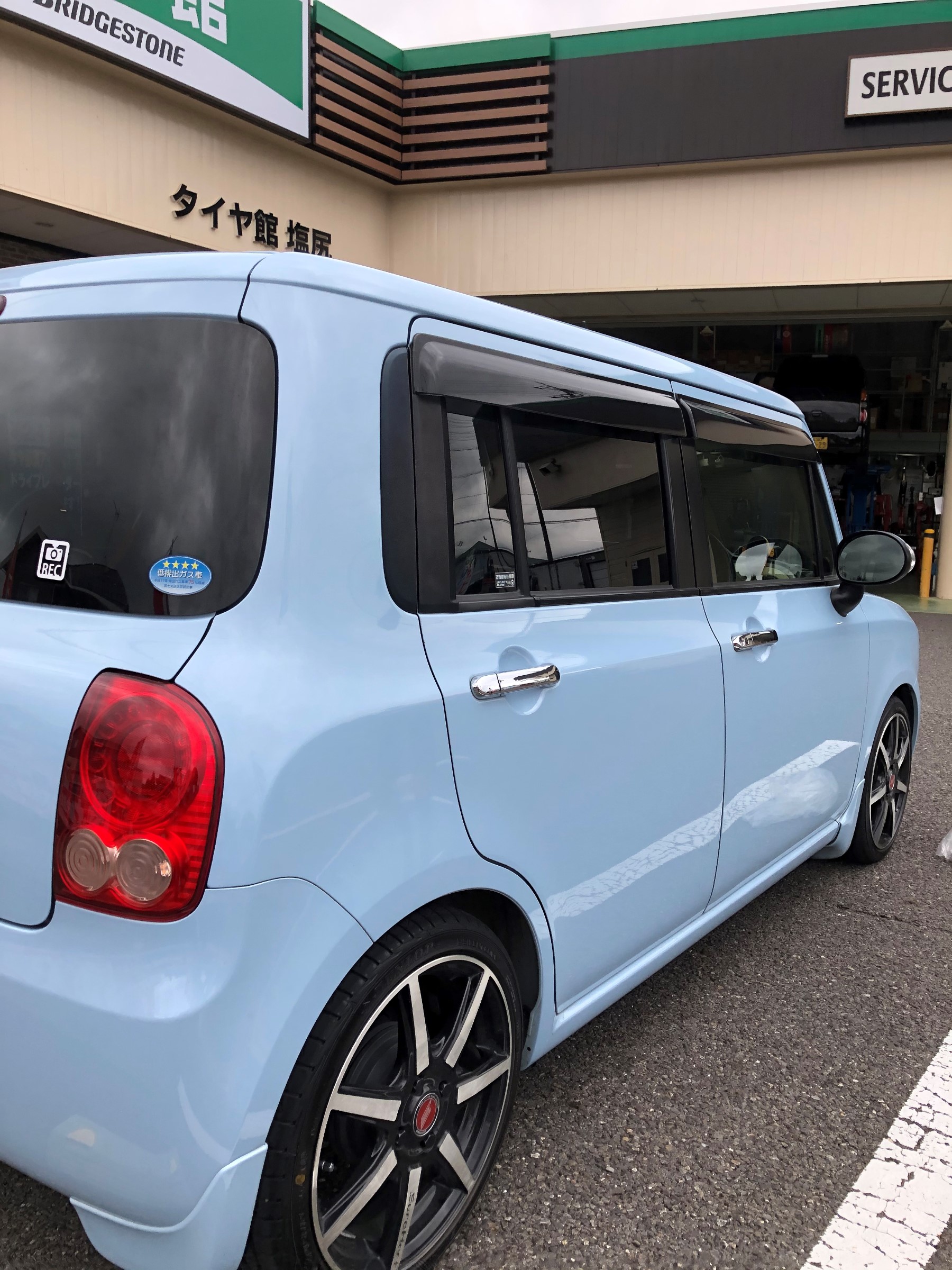 ラパンに車高調取付け スズキ ラパン メンテナンス商品 パーツ取付 足回り関係取付 スタッフ日記 タイヤ館 塩尻 タイヤからはじまる トータルカーメンテナンス タイヤ館グループ