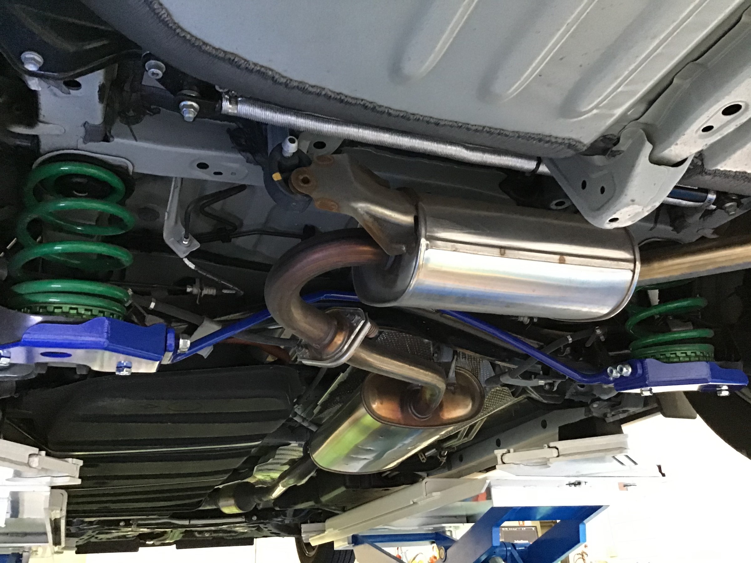 80系 ノア・ヴォクシー・エスクァイア　「クスコ」　リアスタビライザー 80ヴォクシー ノア エスクァイア用の クスコ リアスタビライザー CUSCO