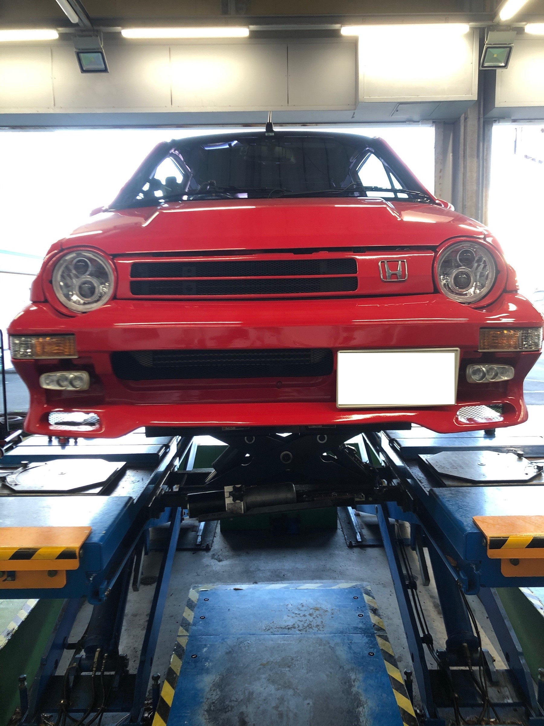 ホンダ シティ ホイールバランス調整 サービス事例 タイヤ館 沼津沢田 タイヤからはじまる トータルカーメンテナンス タイヤ館グループ