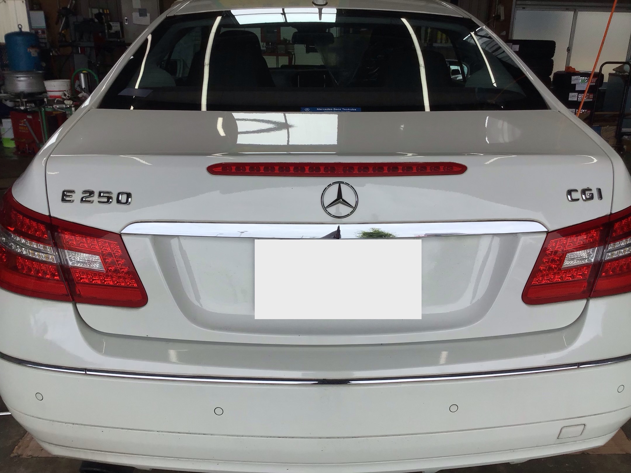 メルセデスベンツ E250 リア2本タイヤ交換 メルセデス ベンツ Eクラス タイヤ タイヤ ホイール関連 タイヤ ホイール交換 サービス事例 タイヤ館 ２９４谷和原ｲﾝﾀｰ 茨城県のタイヤ カー用品ショップ タイヤからはじまる トータルカーメンテナンス タイヤ