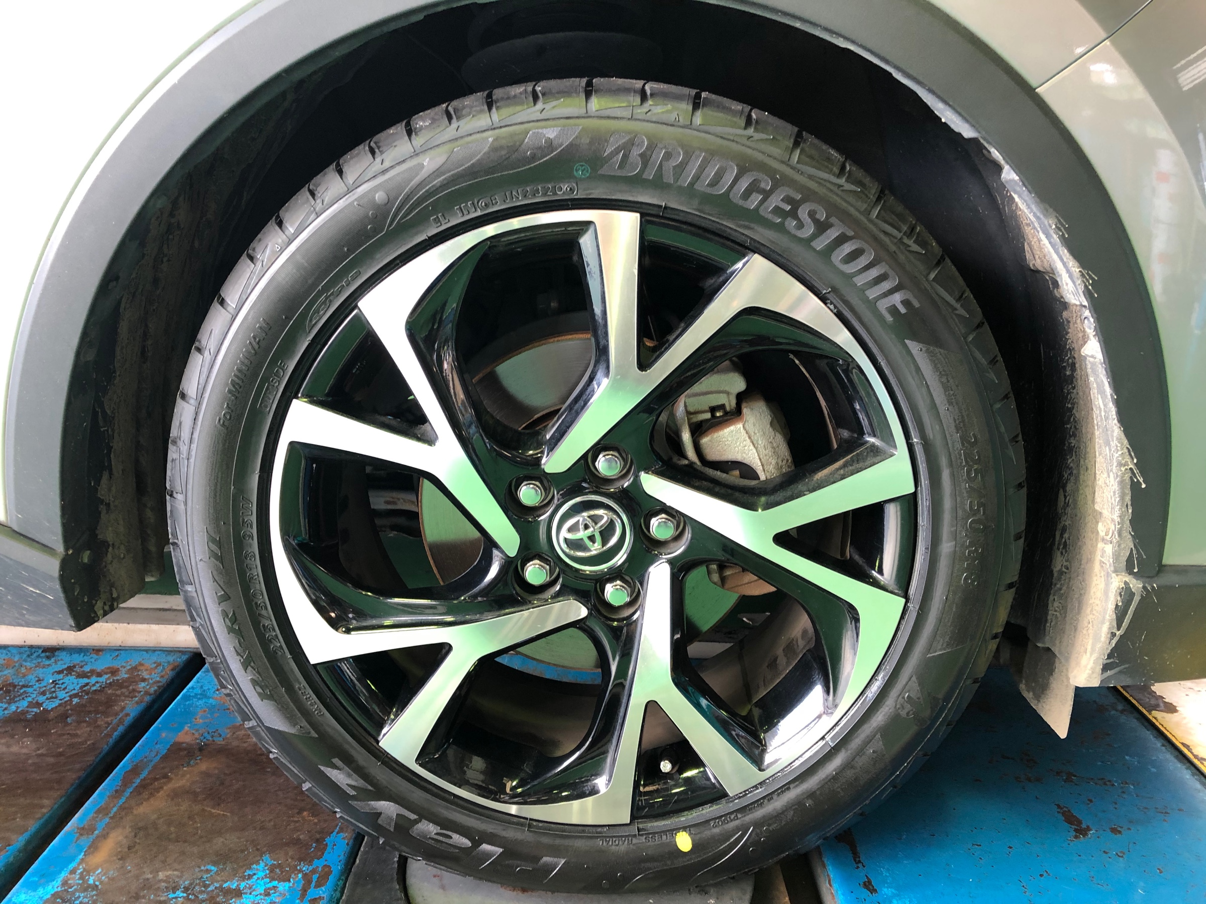 TOYOTA C-HR ☆PLAYZ PX-RVⅡ 取付 | トヨタ C-HR タイヤ タイヤ