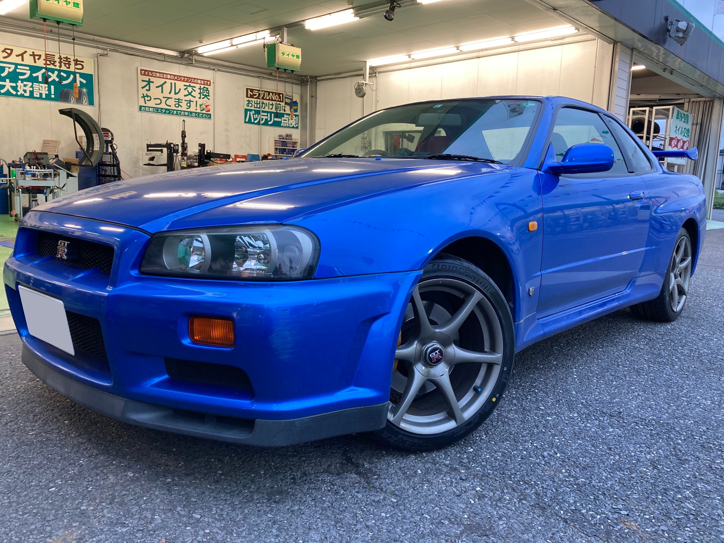 日産・スカイラインGT-R・BNR34】ポテンザにタイヤ交換＆ミッション