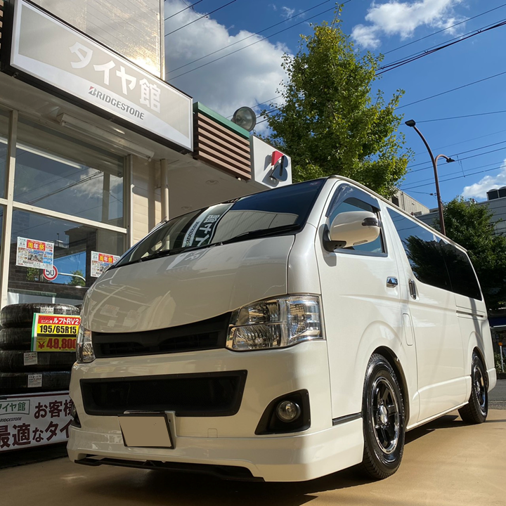 200系ハイエースにスタッドレスタイヤ【VL1】装着 | 店舗お