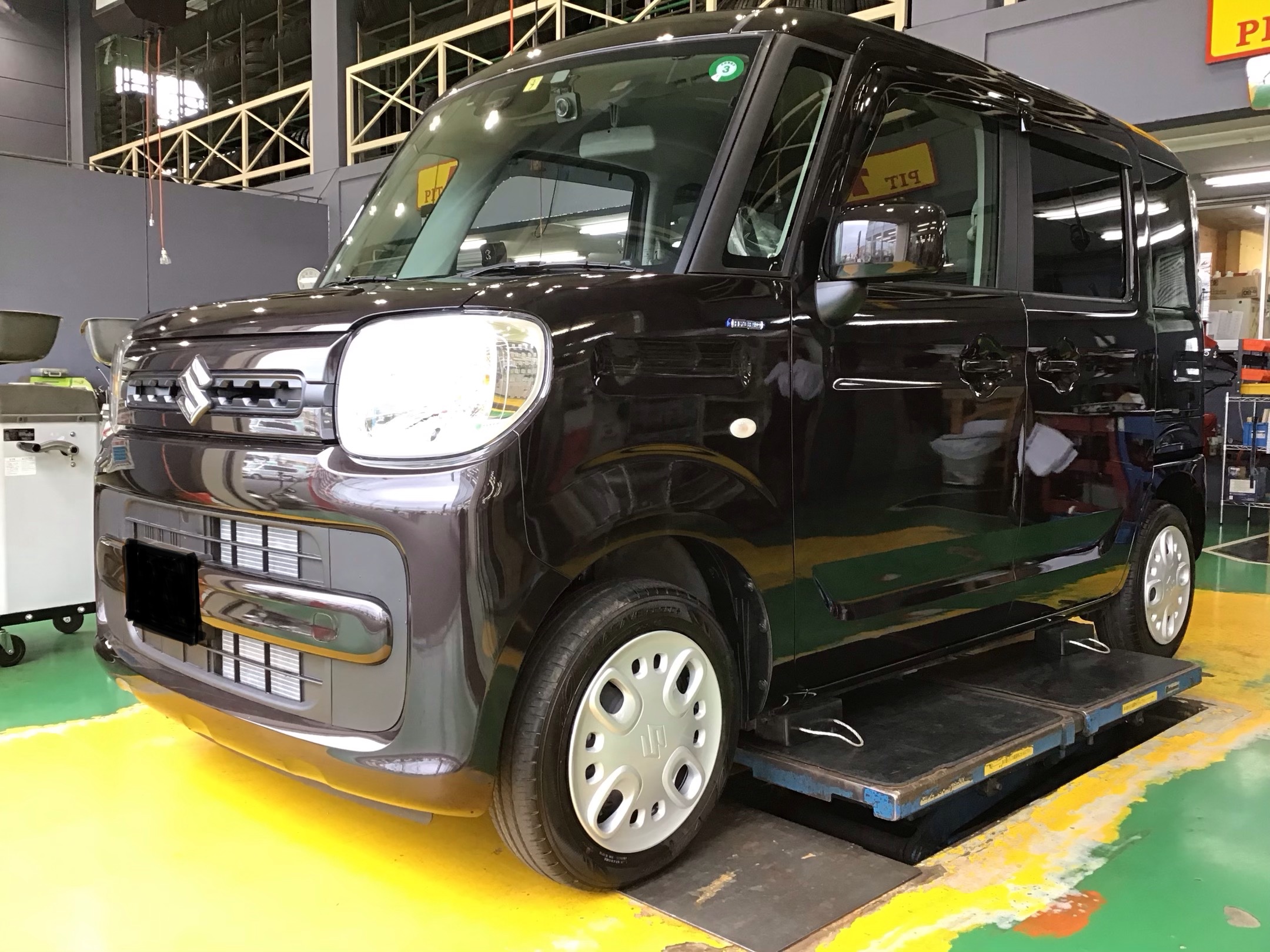 スズキ スペーシア MK53S ホイール交換 | スタッフ日記 | タイヤ館