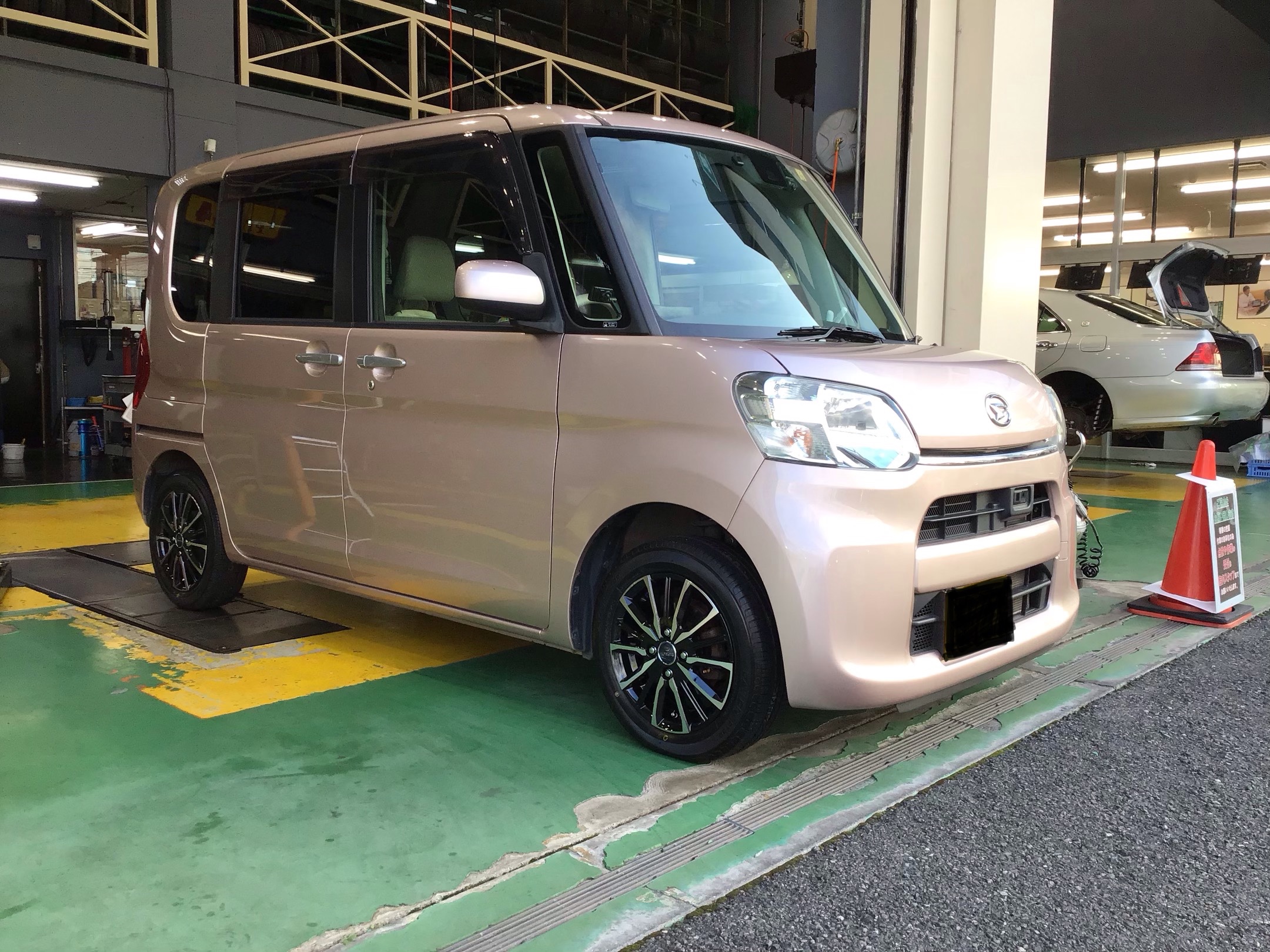 タントL３７5 シートカバー フレーダーマウス 話題の人気 www