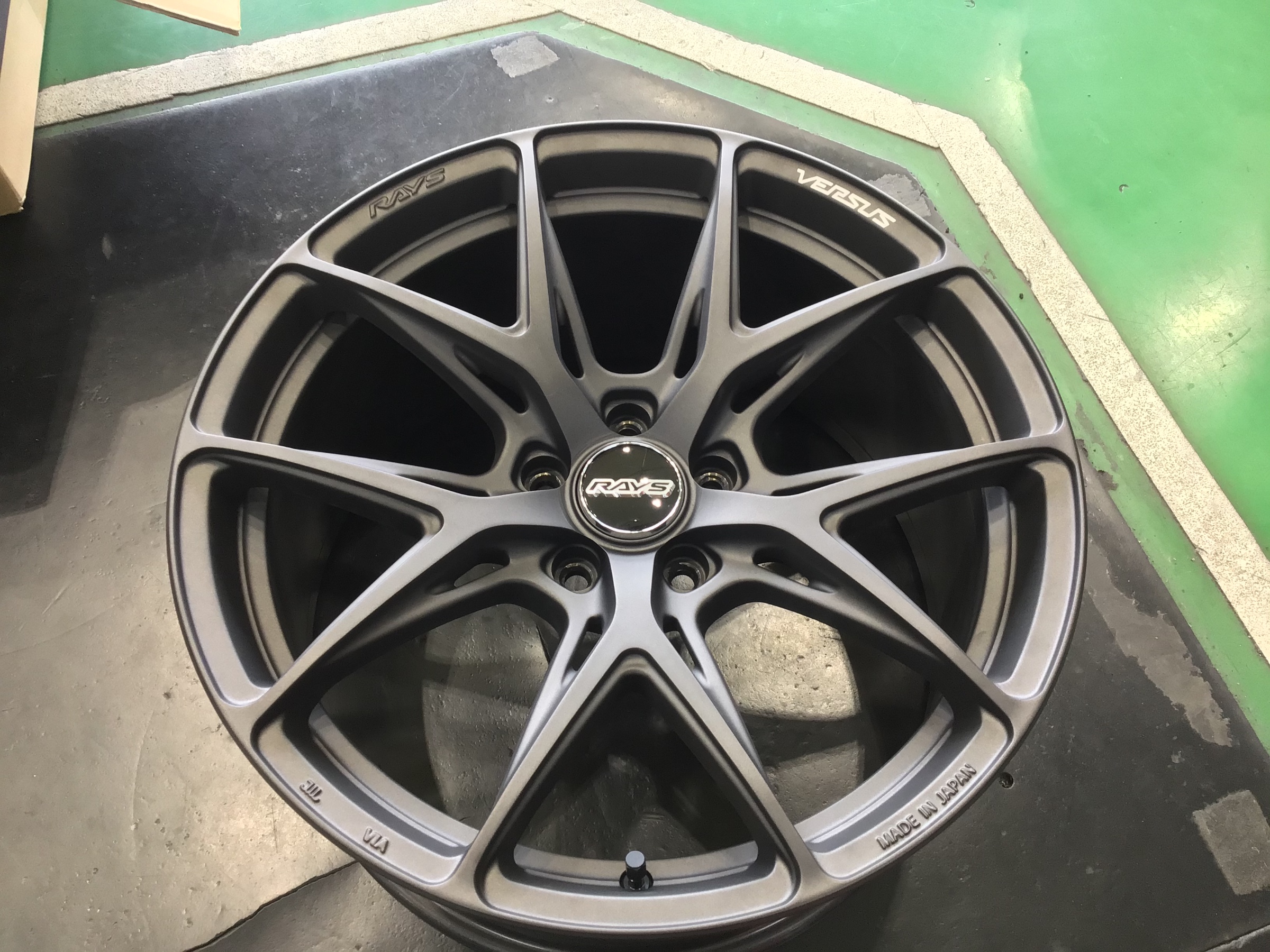 リアル 4本セット RAYS VERSUS レイズ ベルサス VV21S 19x8.5J 5 114.3