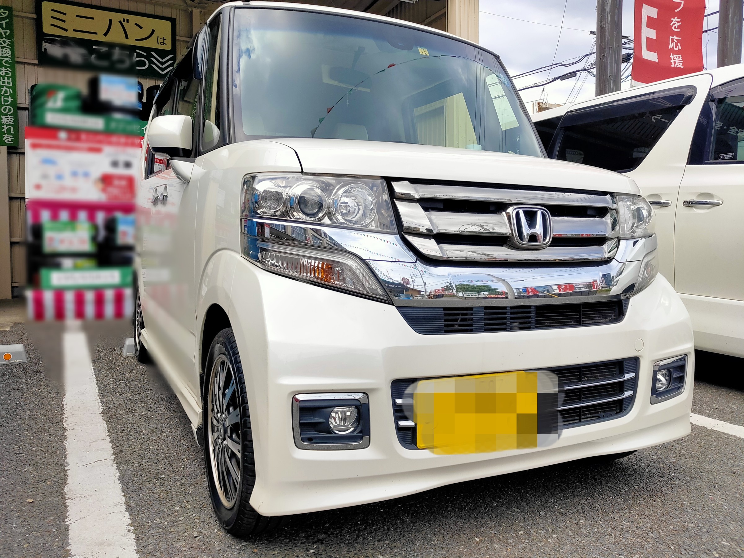 ホンダ N Box Jf1 タイヤ交換を行いました ホンダ N Box タイヤ タイヤ ホイール関連 タイヤ ホイール交換 サービス事例 タイヤ館 阿見 茨城県のタイヤ カー用品ショップ タイヤからはじまる トータルカーメンテナンス タイヤ館グループ