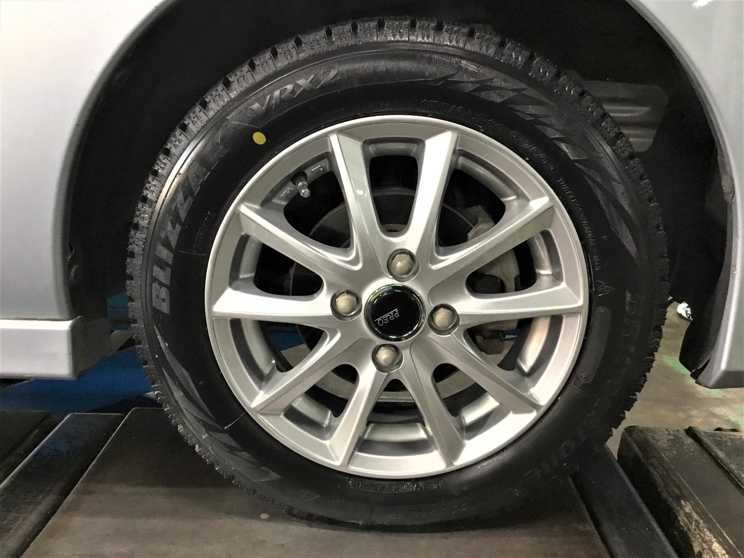 B11A型ekスペース、スタッドレスタイヤ＆アルミホイールセットのお