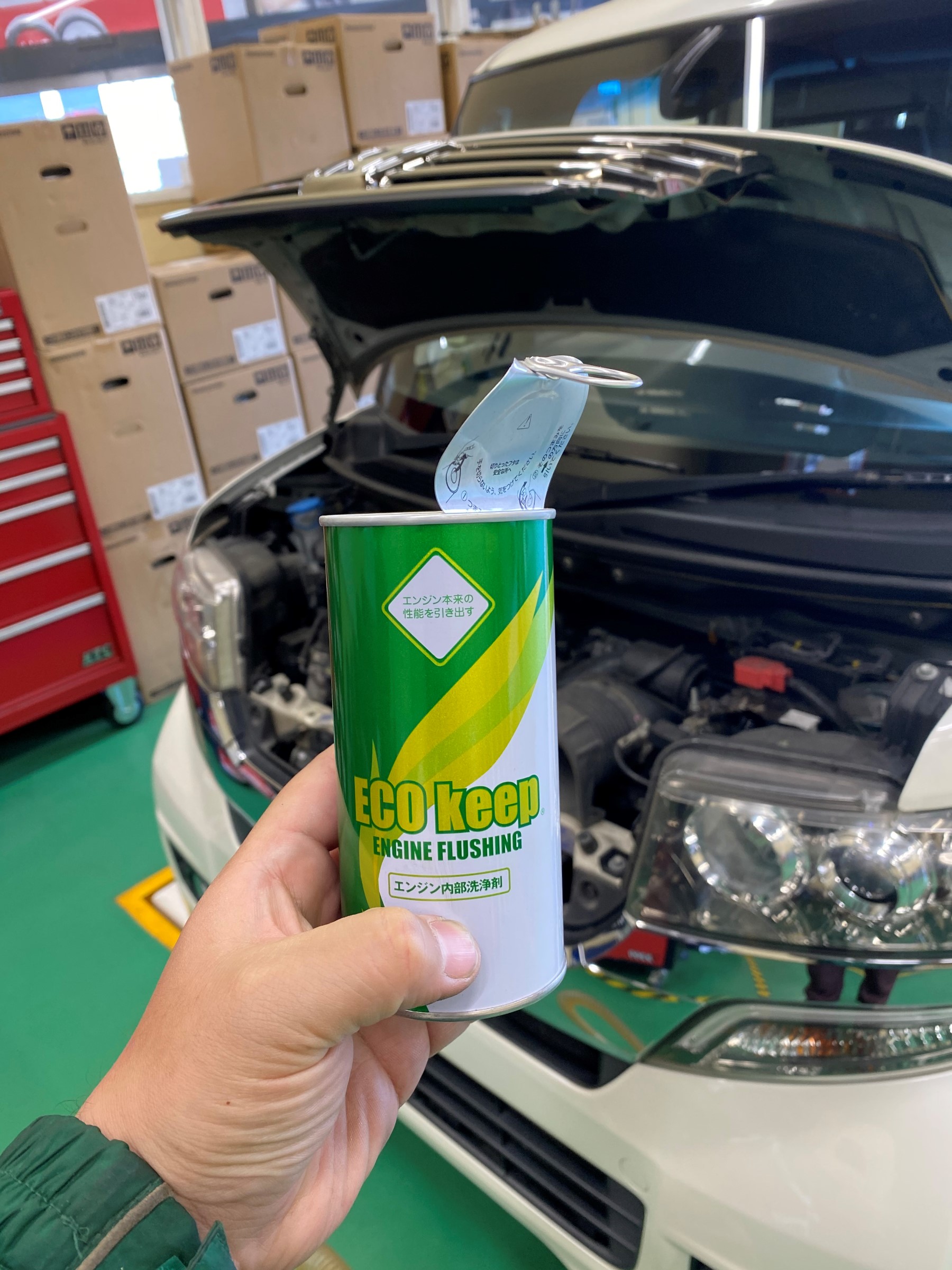 N Box オイル交換 エンジン内部洗浄 ホンダ N Boxカスタム メンテナンス商品 オイル関連 エンジンオイル交換 サービス事例 タイヤ館 笠岡 タイヤからはじまる トータルカーメンテナンス タイヤ館グループ