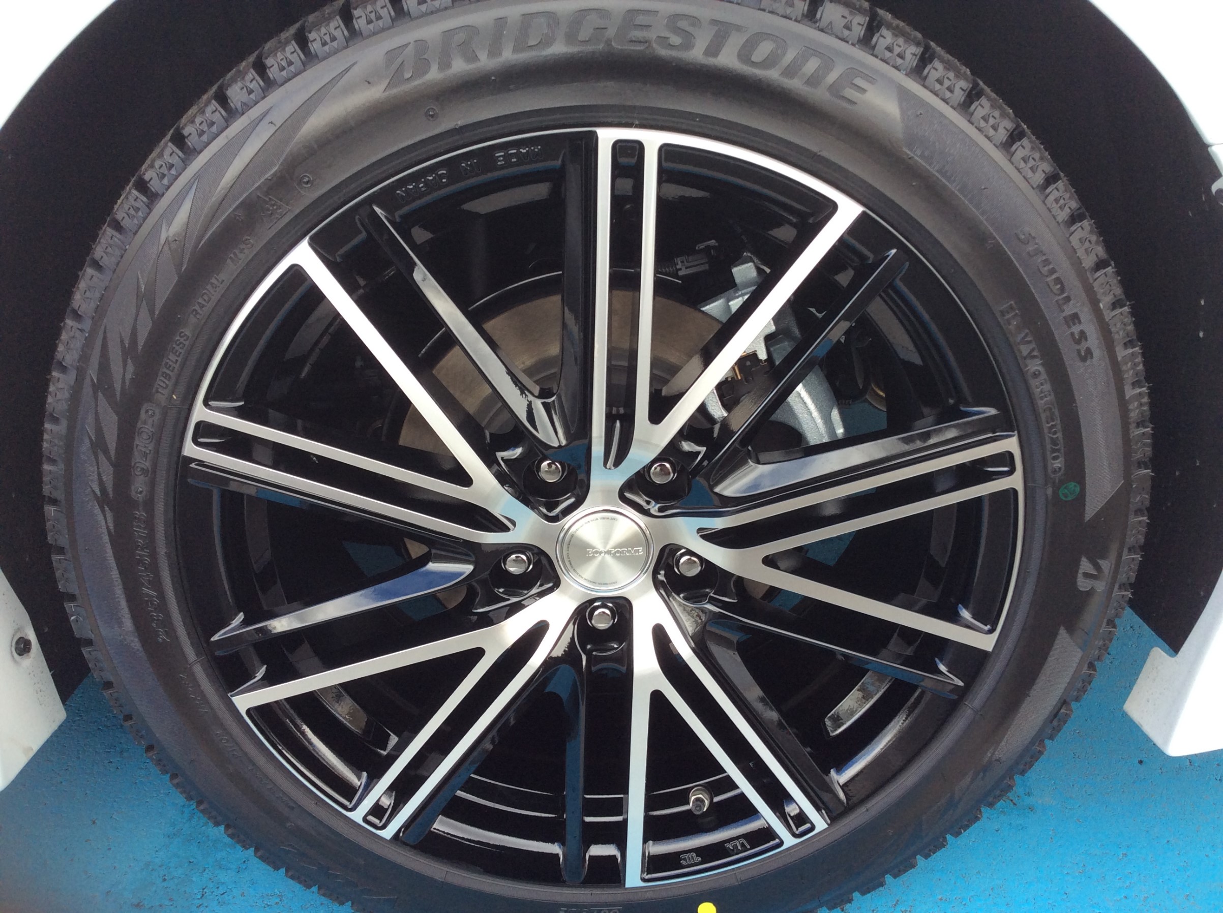 ①KUMHOウィンタークラフト235/50R18 ECOFORMEホイール付 ①KUMHOウィンタークラフト235/50R18 ECOFORMEホイール付（楽天