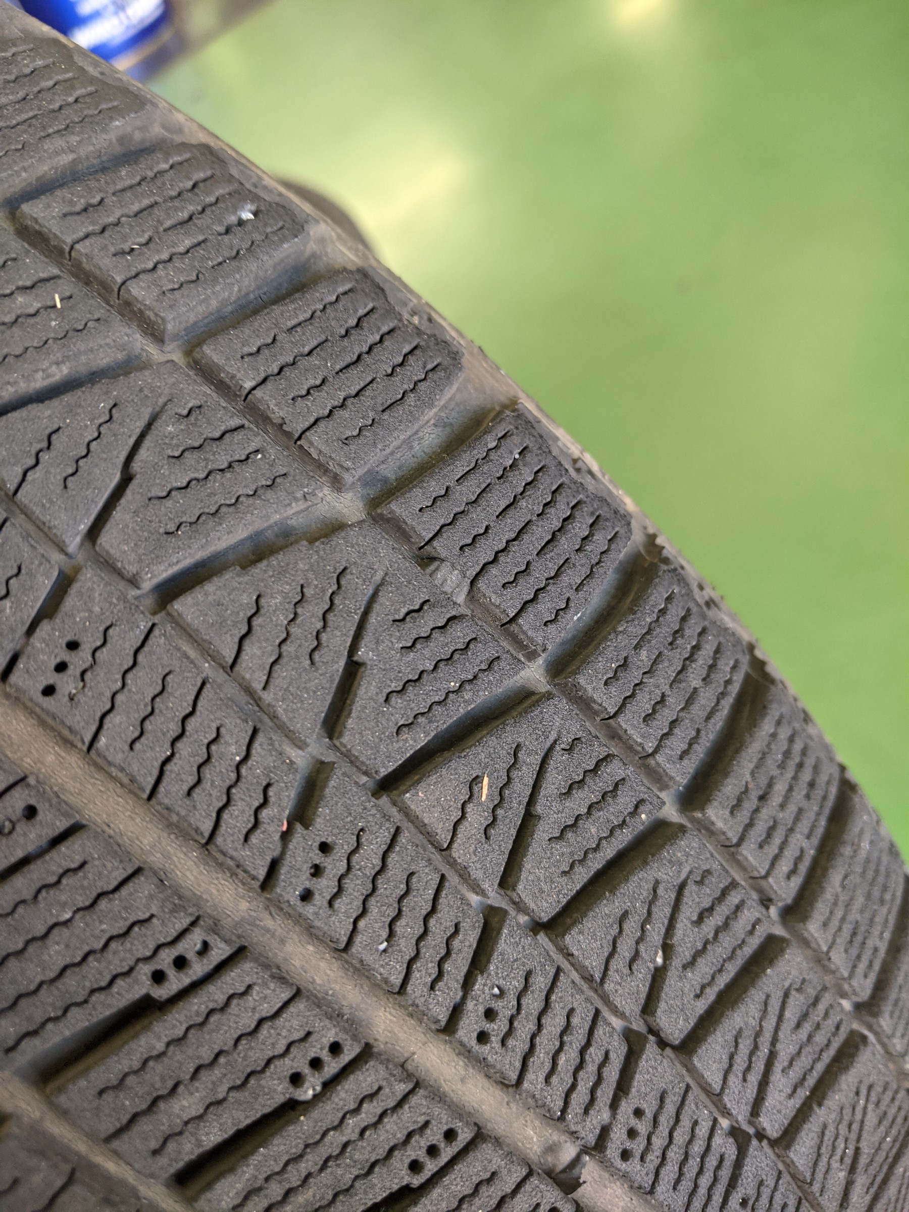 ホンダ・N-BOX・JF1】スタッドレスタイヤ交換 | 店舗おススメ情報