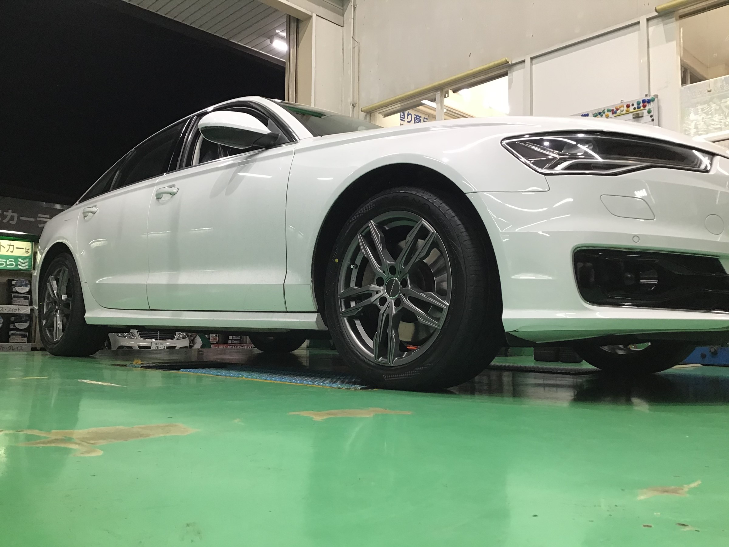 アウディ 18インチ ブラックホイール4本セット Audi A3 A4 A6