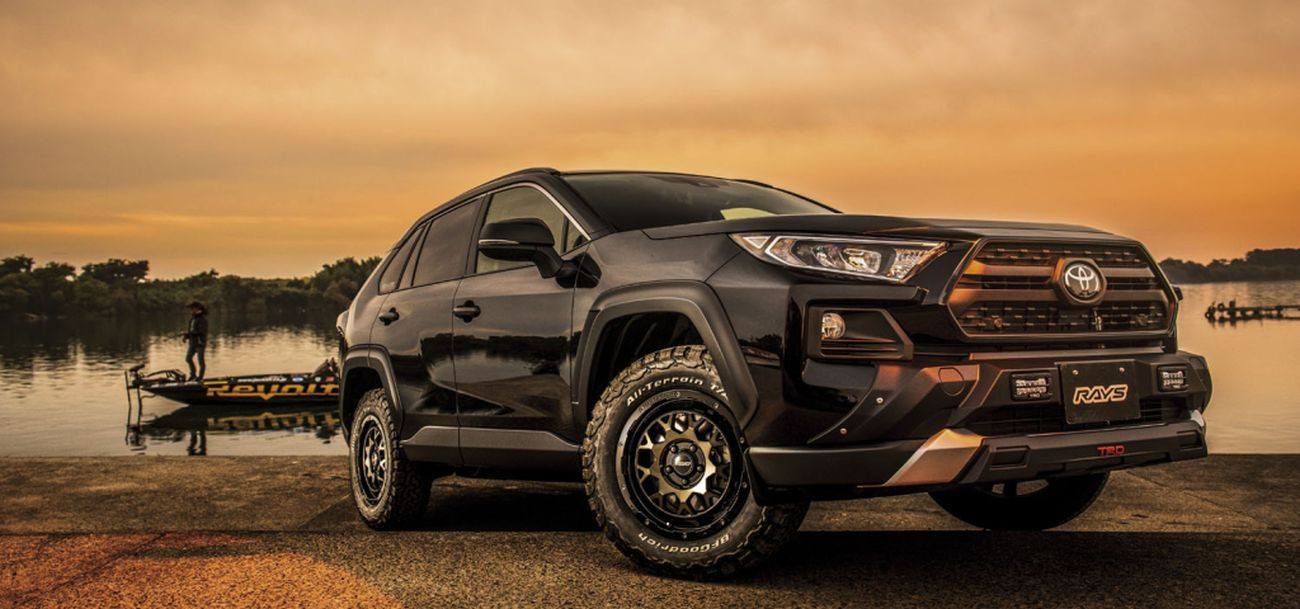 トヨタ「RAV4 PHV」に絶対おススメしたい！スタッドレスタイヤ＆アルミ