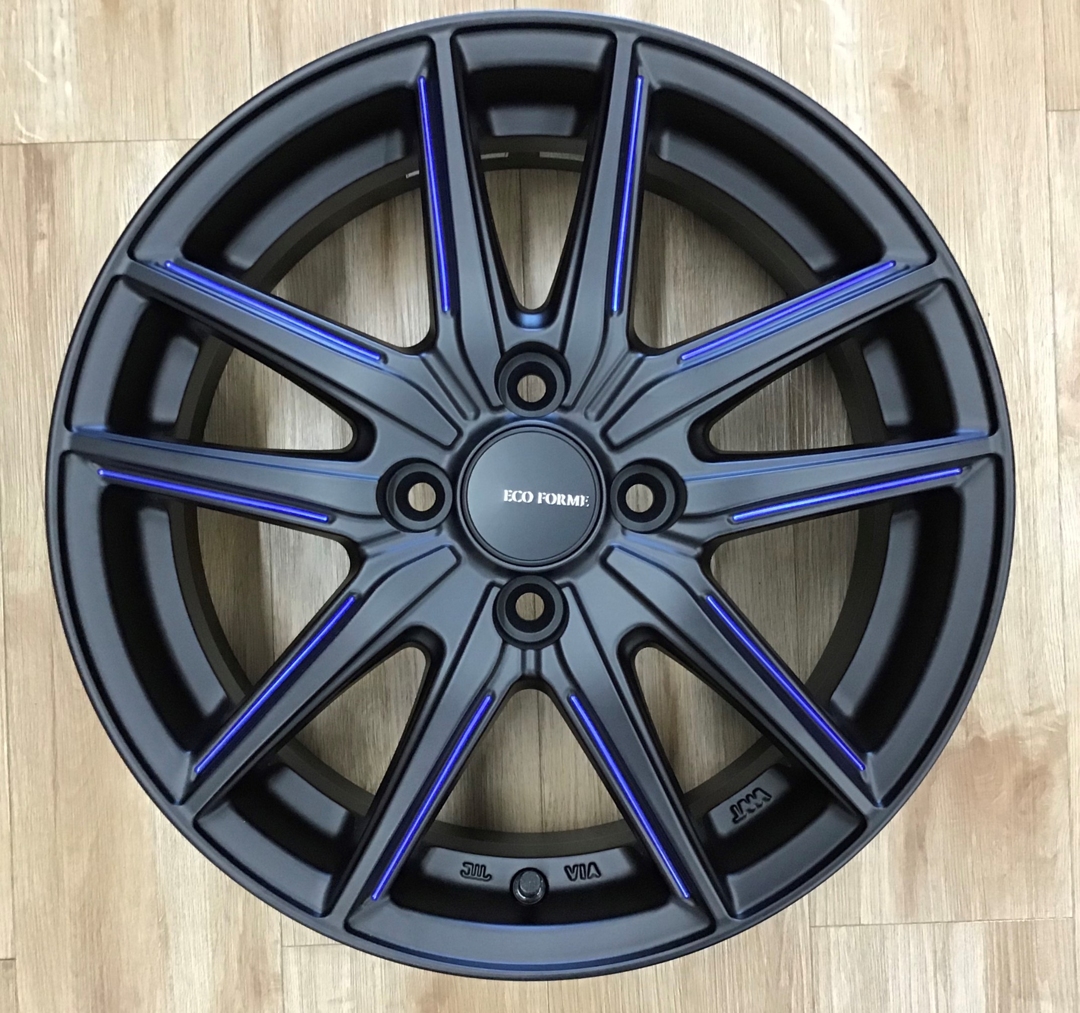 アルミホイール(ECO FORME CRS20)のご紹介です♪ | 店舗おススメ