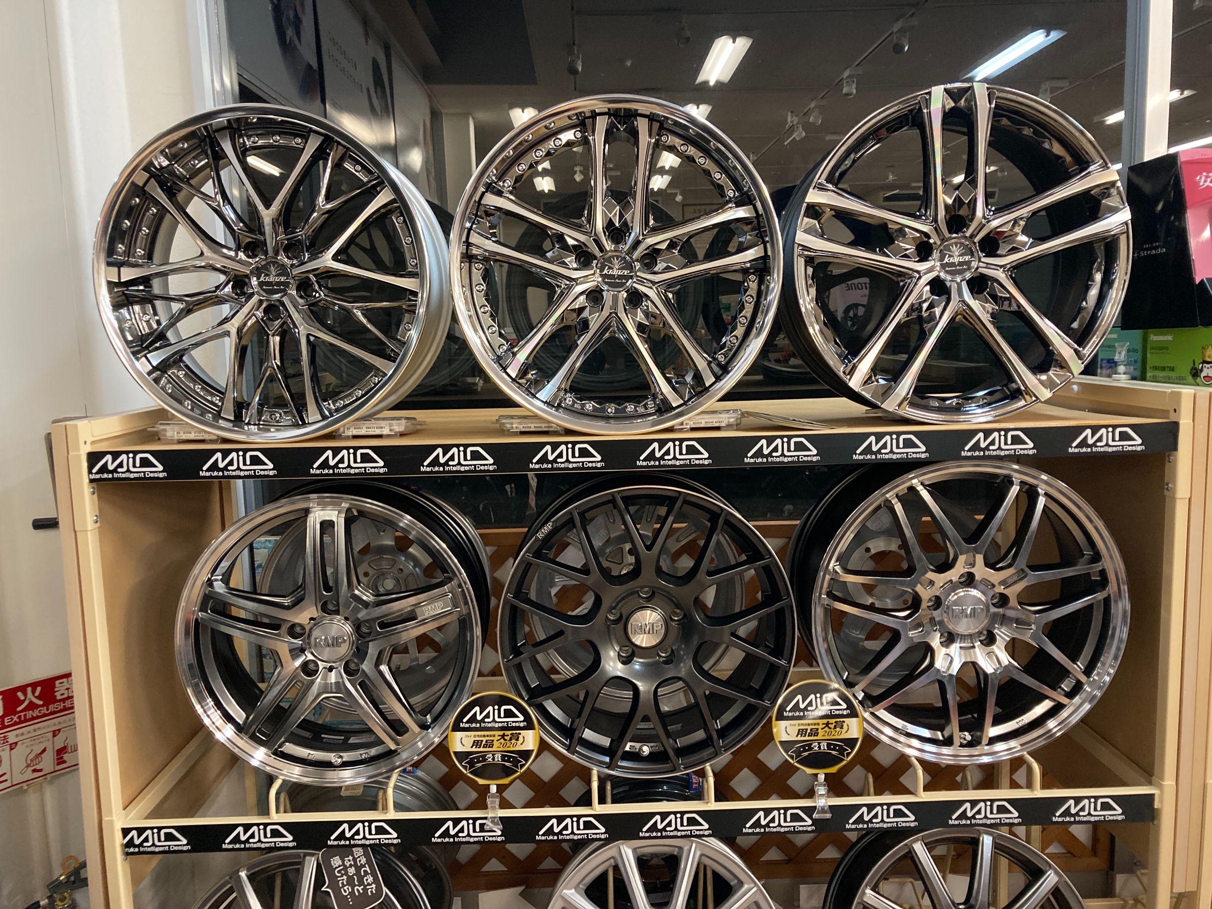 ヴェゼル ホンダ ヴェゼル ハイブリッド Z ホンダセンシング 年式29年 4万