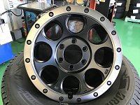 MLJ XTREME-J XJ03 取付準備 | 店舗おススメ情報 | タイヤ館 MLJ XTREME-J XJ03 取付準備 | 店舗おススメ情報 | タイヤ館