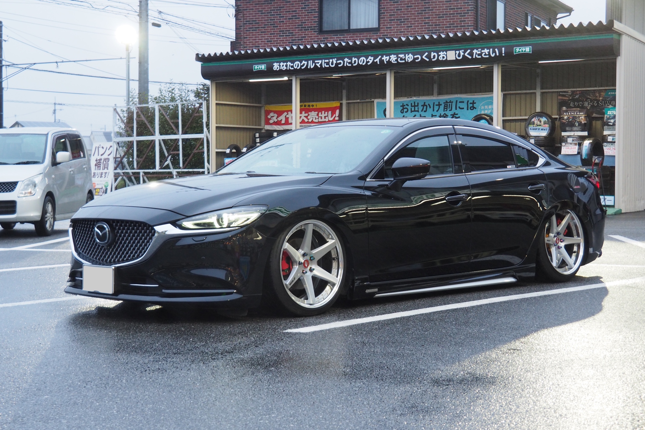 マツダ6【エアサス 取付】 | 店舗おススメ情報 | タイヤ館