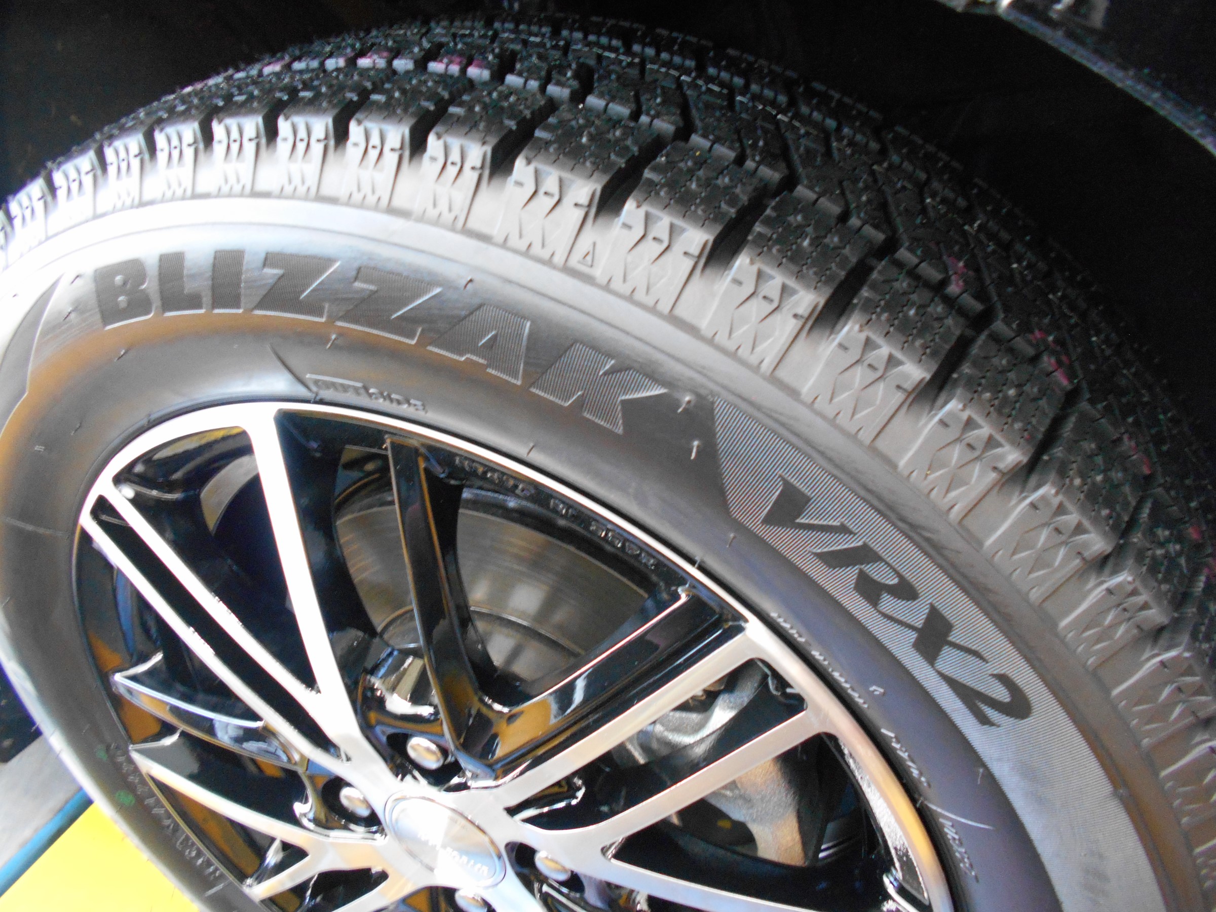 シャトル】スタッドレスタイヤ＆アルミホイール装着！ | 店舗おススメ