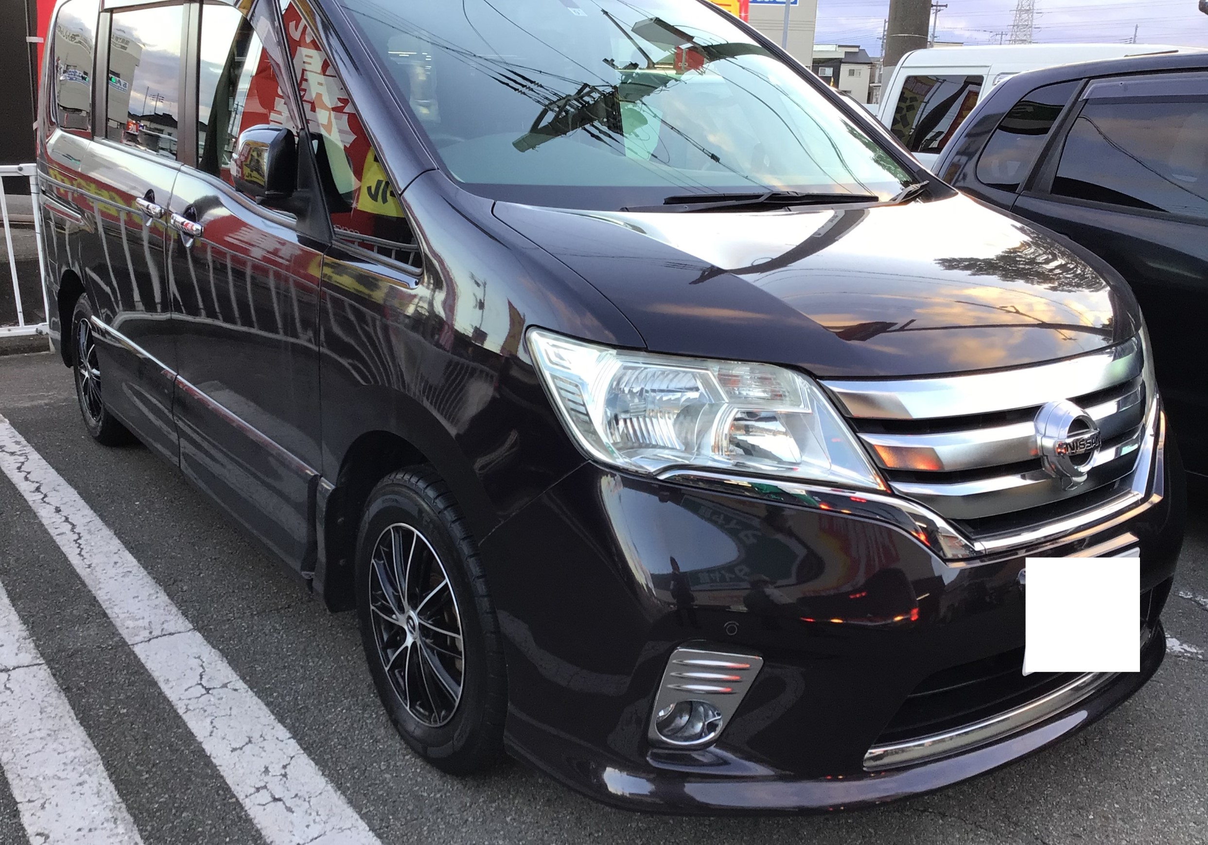 日産 セレナ オールシーズンタイヤへの交換☆ | 日産 セレナ タイヤ