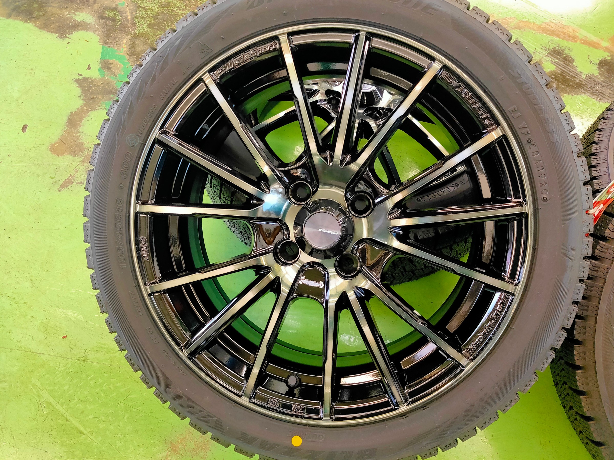 ホンダ S660(BJW5)】スタッドレスタイヤ・ホイールセット取付 ホンダ S660(BJW5)】スタッドレスタイヤ・ホイールセット取付