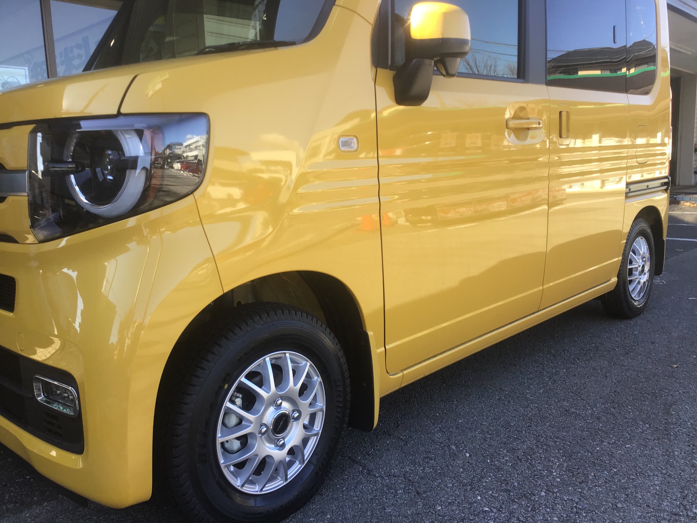 ホンダ HONDA N-VAN N-BOX スタッドレスタイヤ