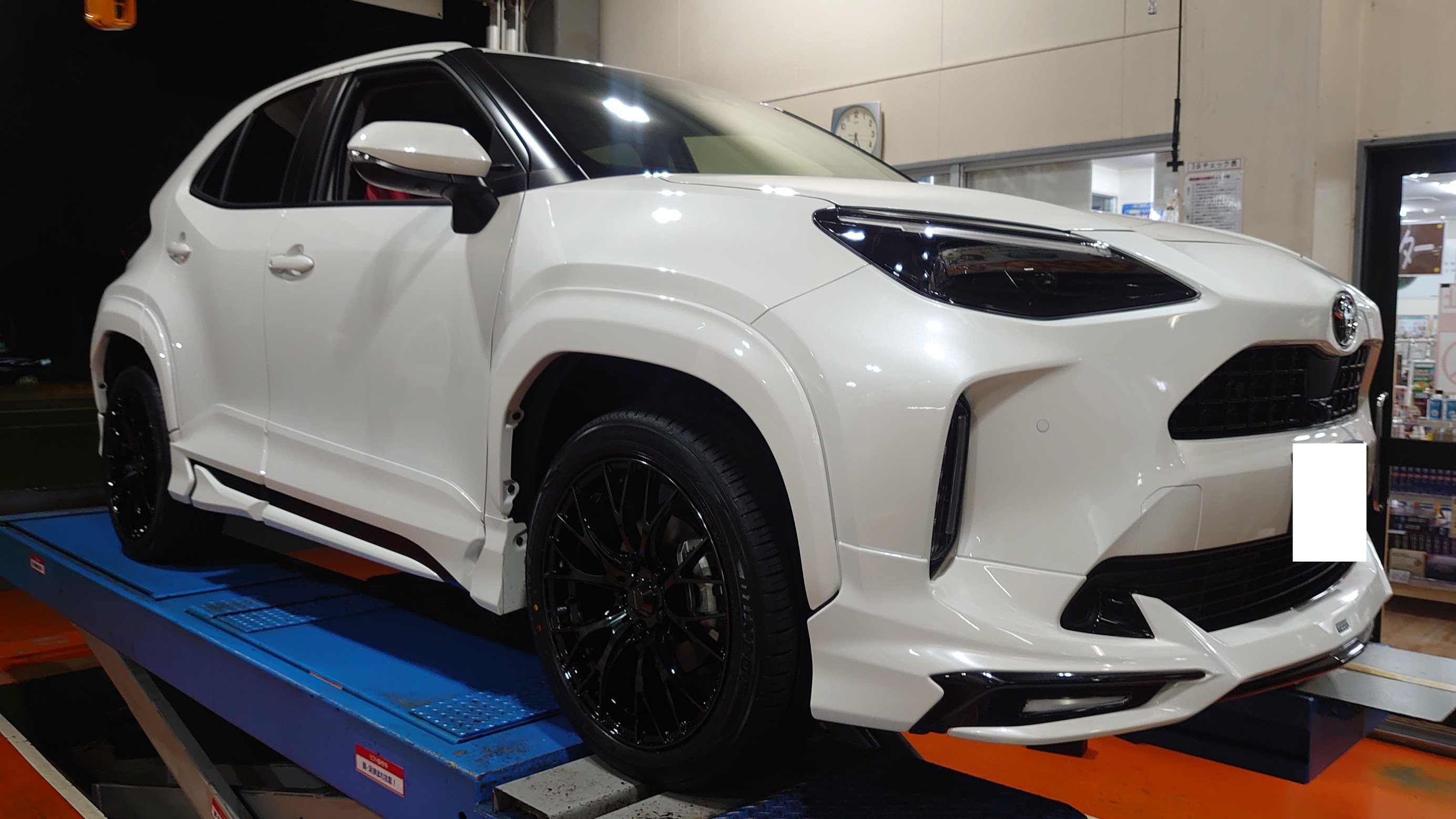 トヨタ ヤリスクロス（MXP系） アルミホイール交換 weds sports SA-20R
