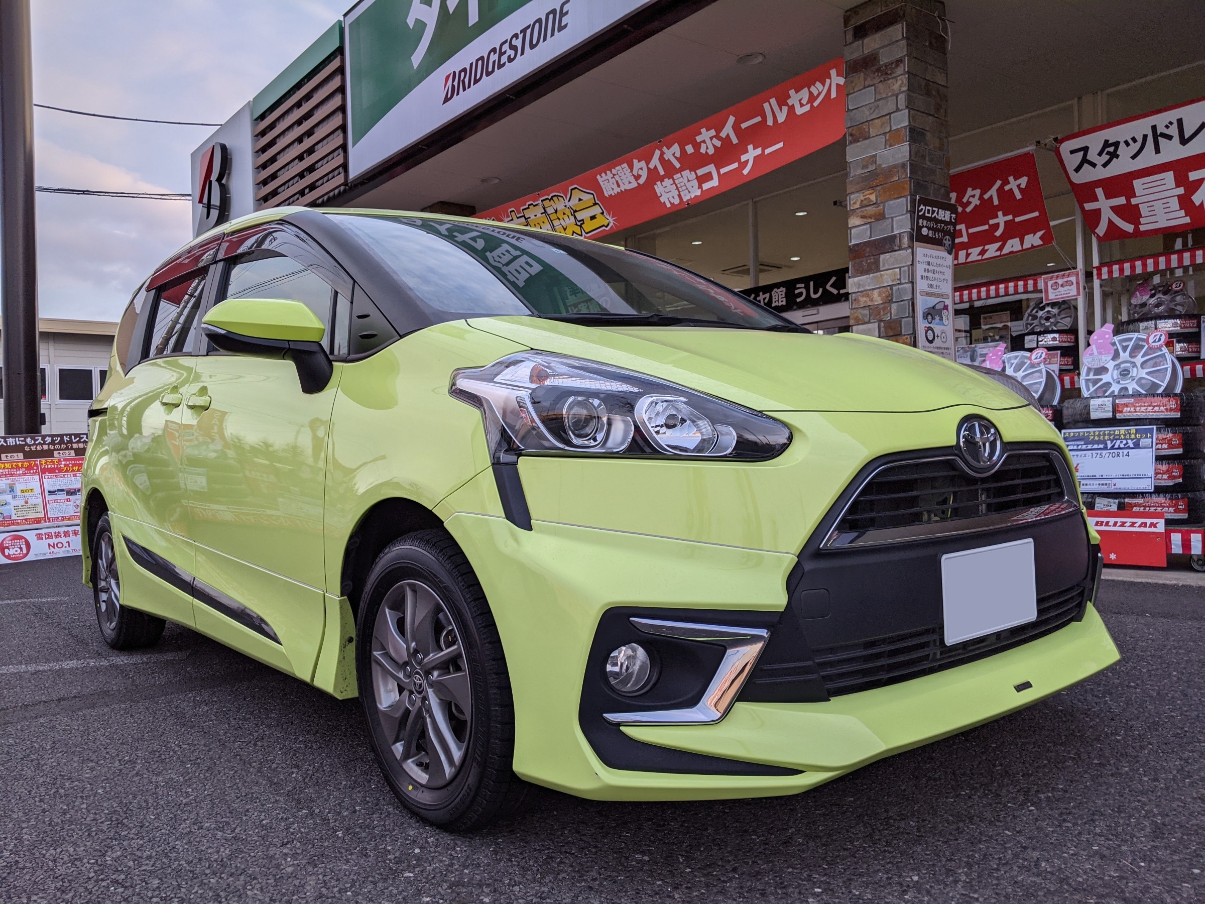 トヨタ・シエンタ・NCP175】スタッドレスタイヤ交換 | トヨタ シエンタ 