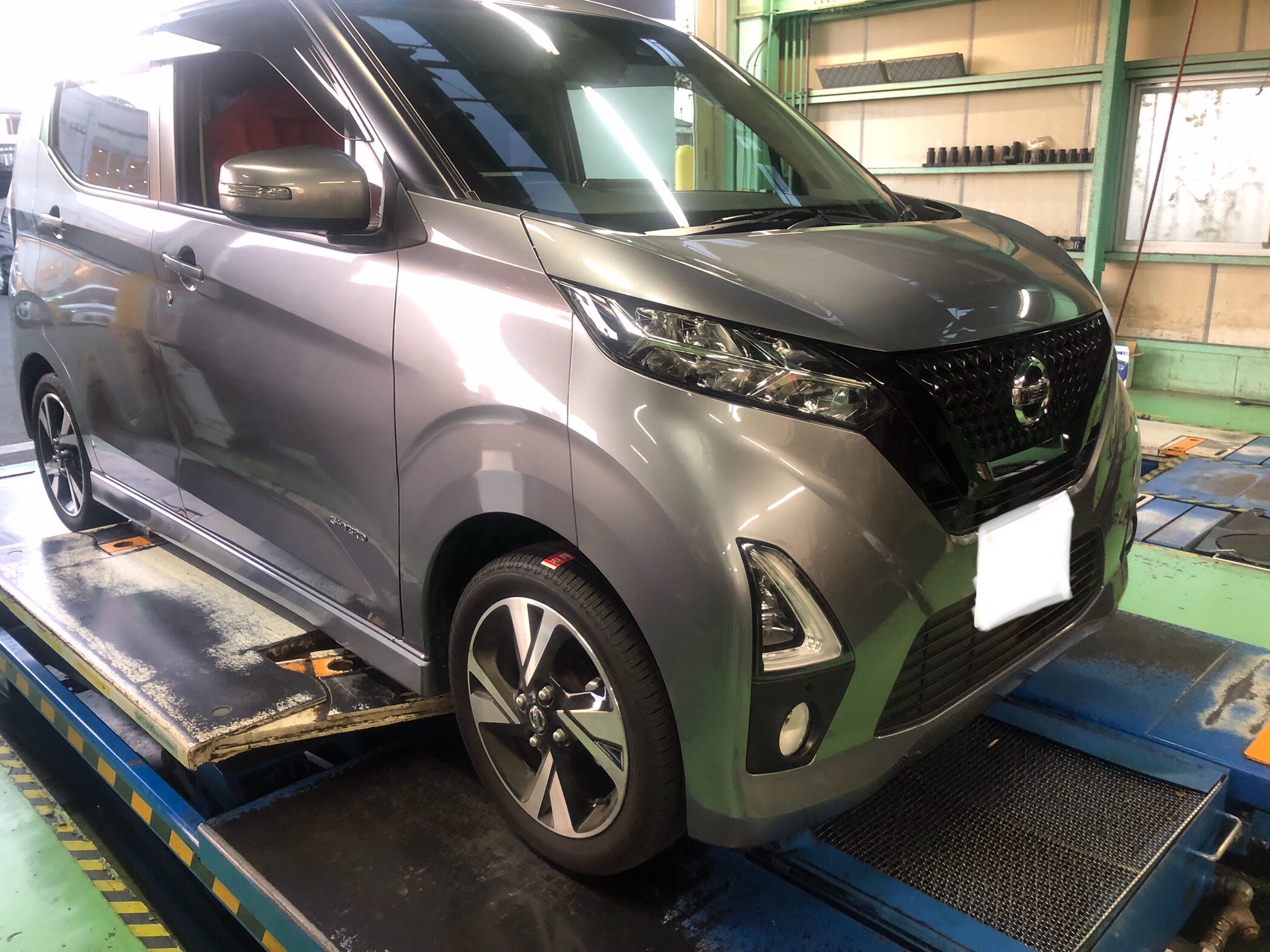 ニッサンDAYSにWORK リザルタードメッシュⅡ16インチ装着♪ | スタッフ