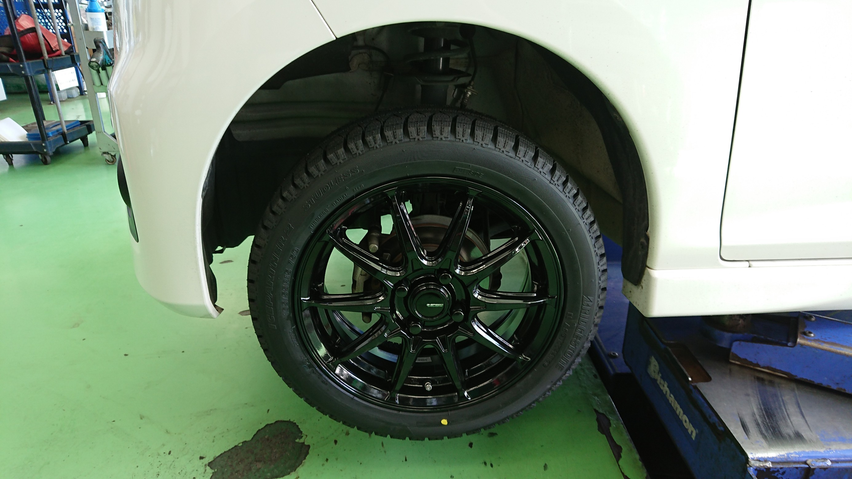 ニッサン・デイズ B21W】スタッドレスホイールセットで交換です