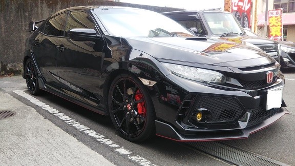 シビックタイプR FK8 | 店舗おススメ情報 | タイヤ館 鹿児島