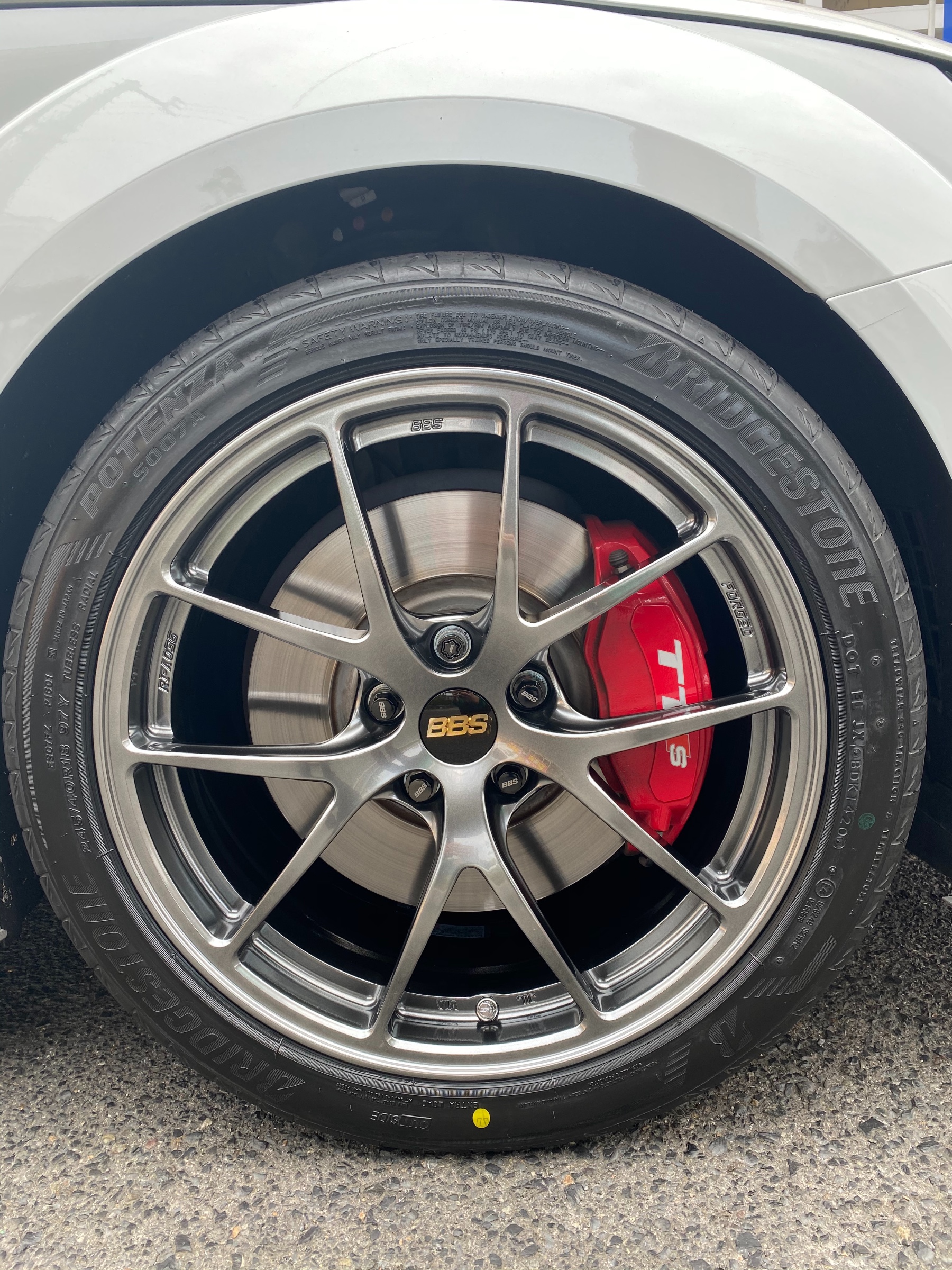 BBS RI-A装置しました！！ | 店舗おススメ情報 | タイヤ館 高松