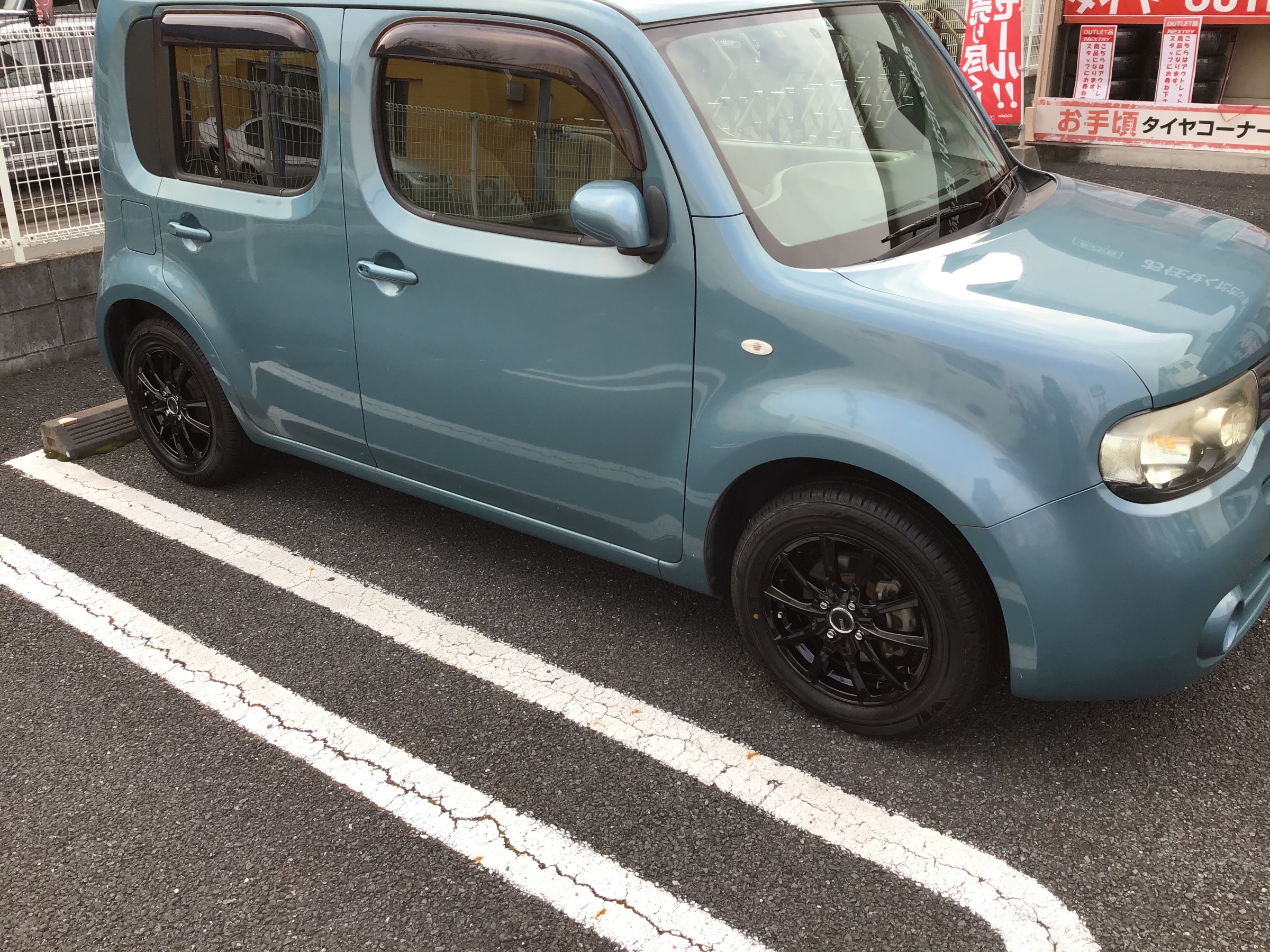 キューブ ホイールセット取り付け | 店舗おススメ情報 | タイヤ館 府中