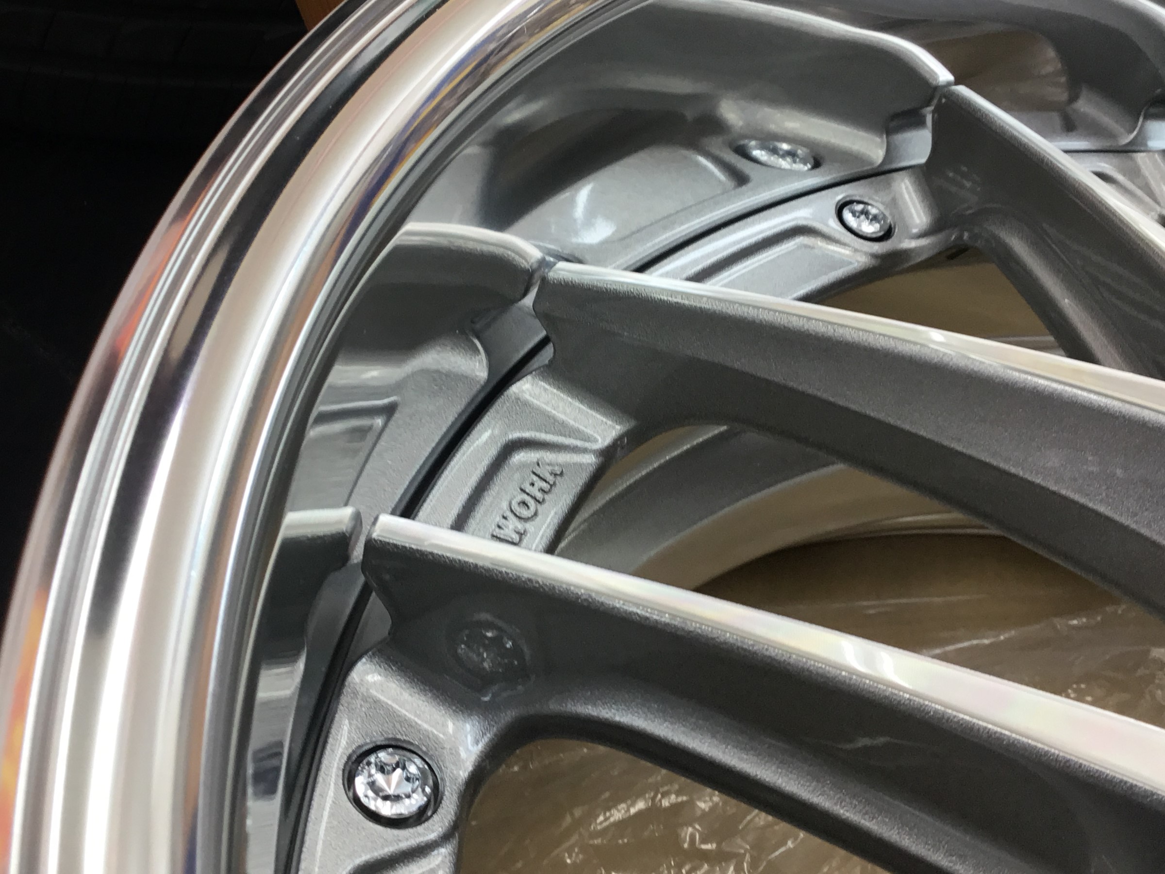 21インチ work ランベックLS10 タイヤ・ホイールセット LANVEC LS10｜製品情報｜株式会社ワーク