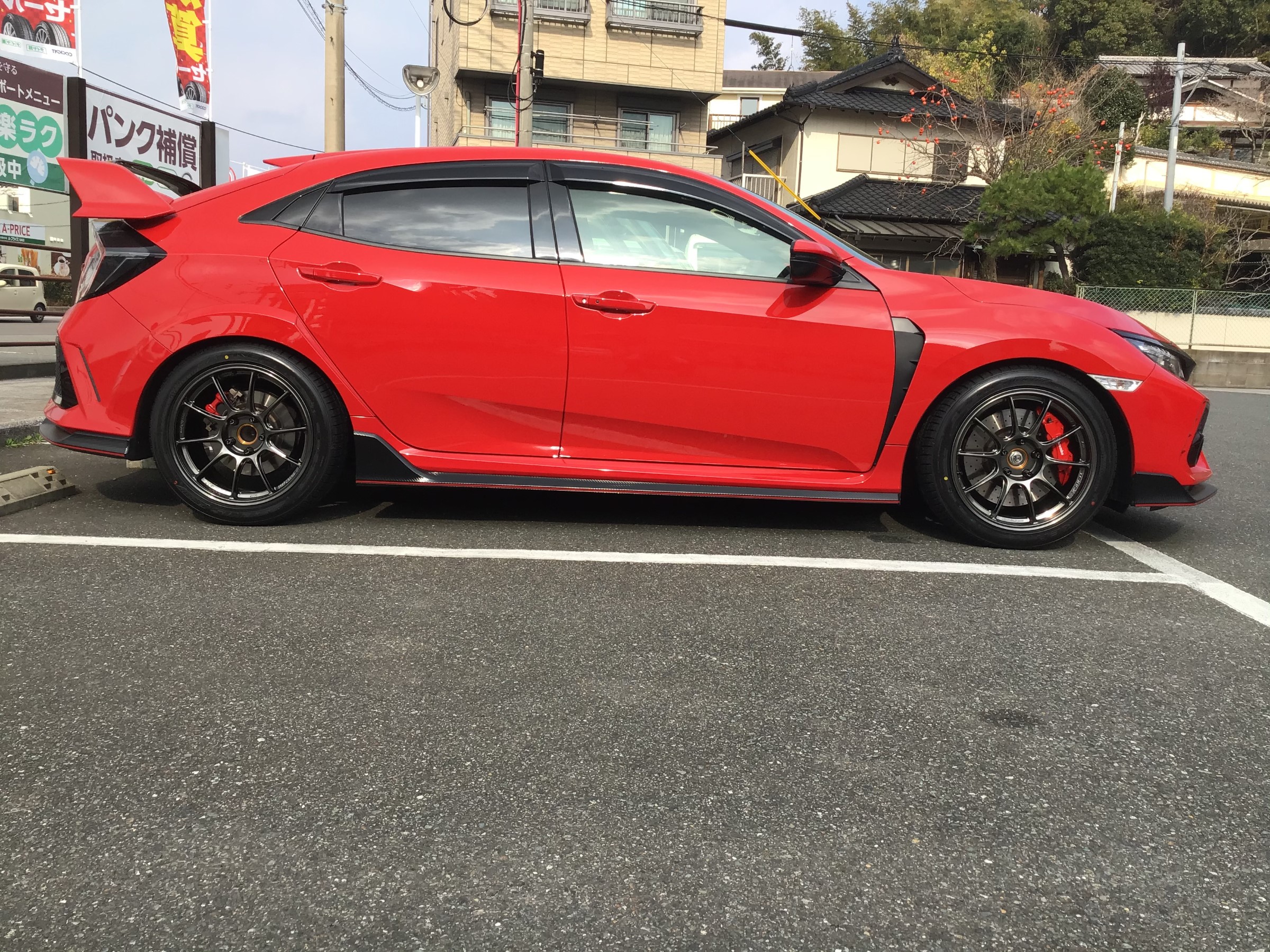 ホンダ【シビック タイプR】インチダウン 18インチホイール